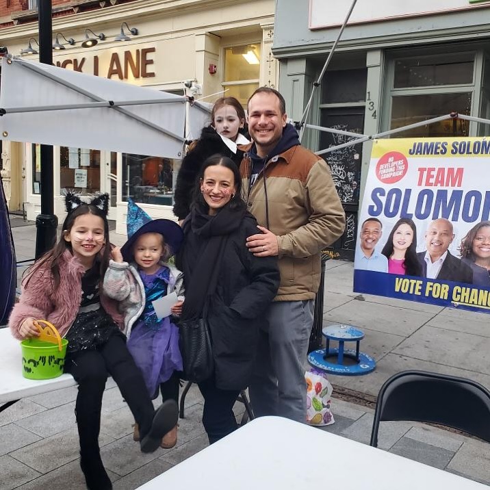 James Solomon with family - wife & three daughters James Solomon with family - wife & three daughters