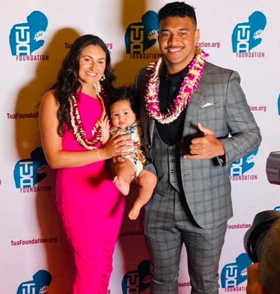 Anna Gore with her husband, Tua Tagovailoa and their son, Ace