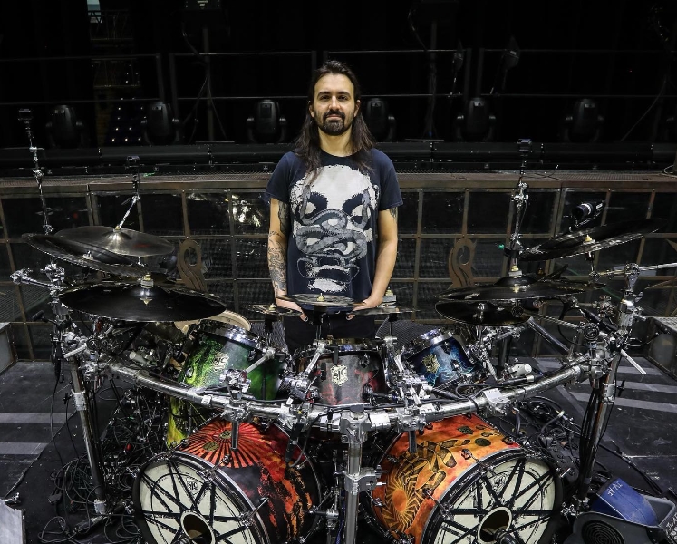 American Drummer, Jay Weinberg left Slipknot