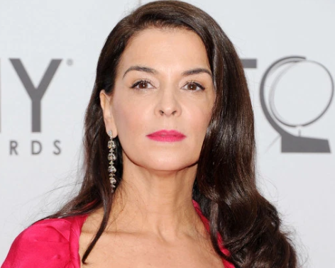 Annabella Sciorra